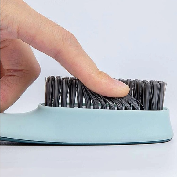 New nwt shoe brush great for a delicate item like shoes or clothes to spot clean - Picture 2 of 5